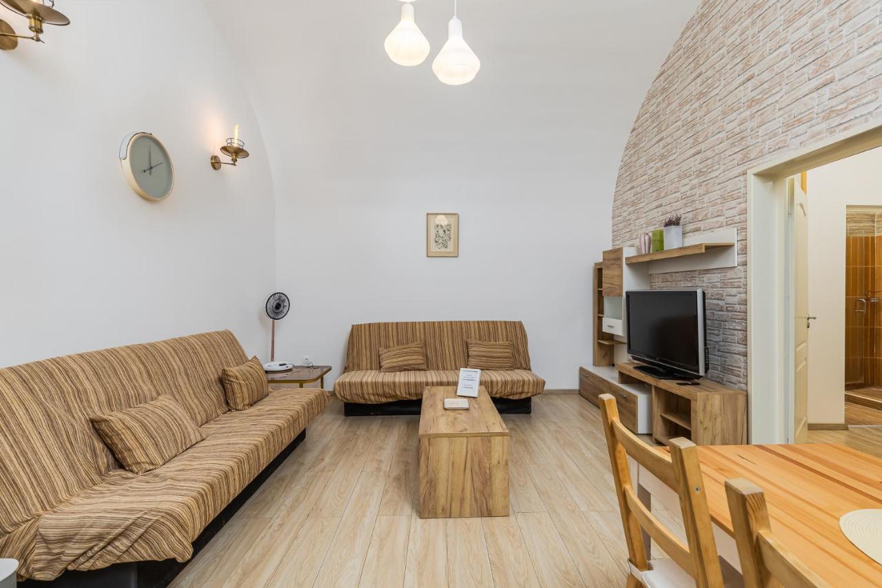 Venus Apartments - Oktogon I Boedapest Buitenkant foto